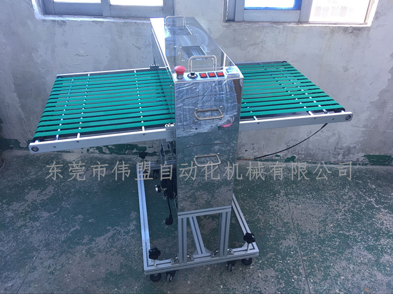 PVC膜片除塵機(jī)，PVC膜清潔機(jī)，PVC膜靜電除塵，PVC滾輪機(jī)